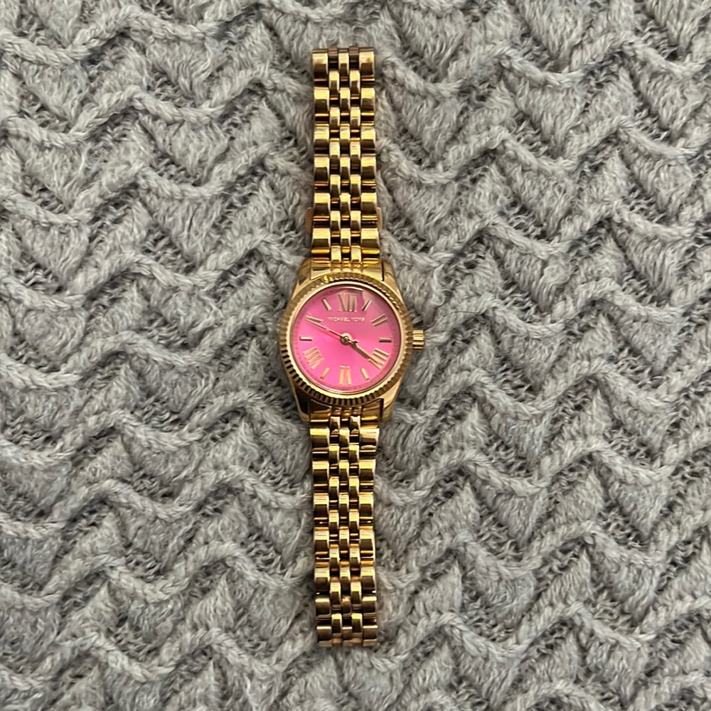 Authentic Michael kors rose gold watch